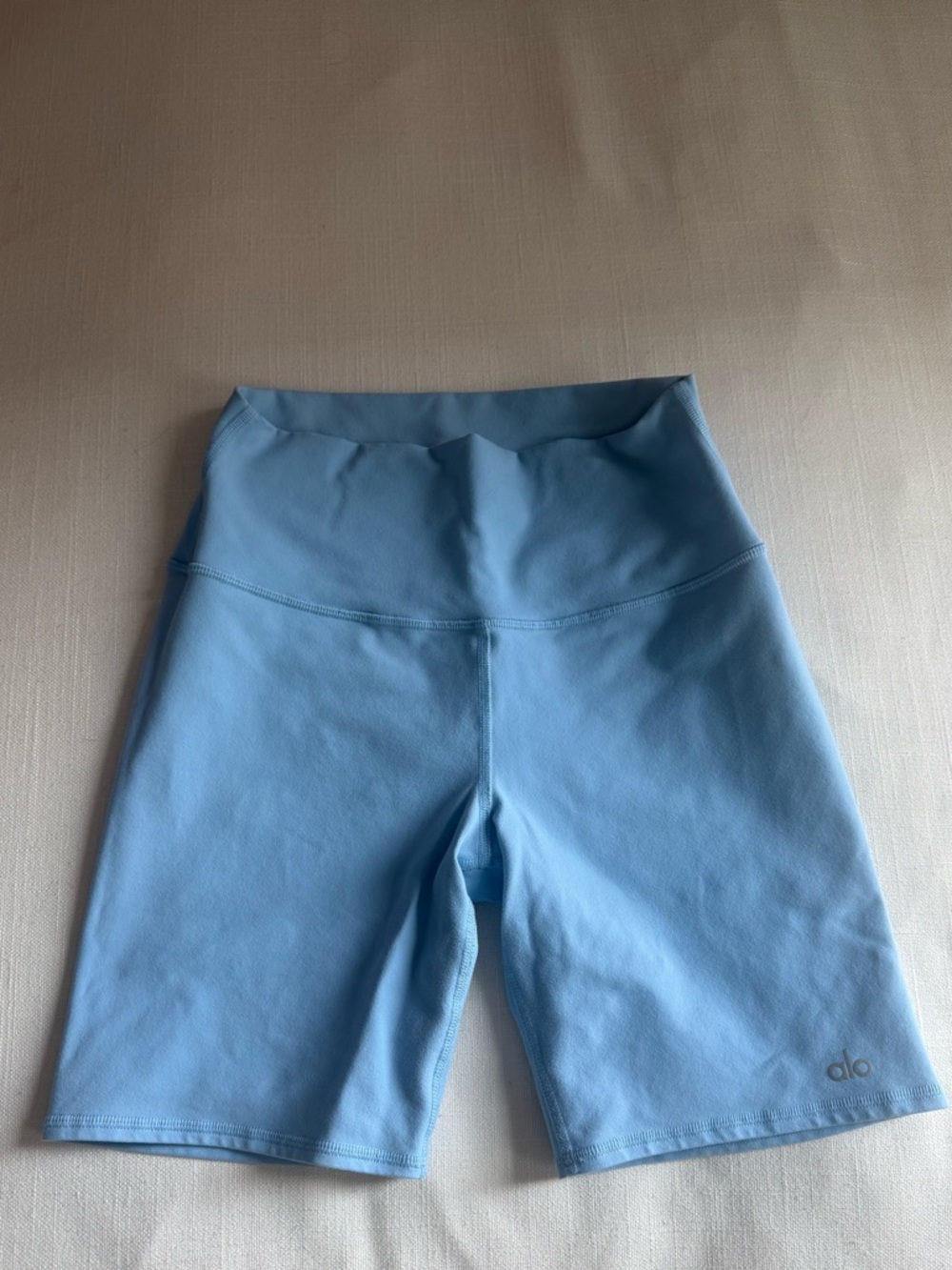 Alo short
